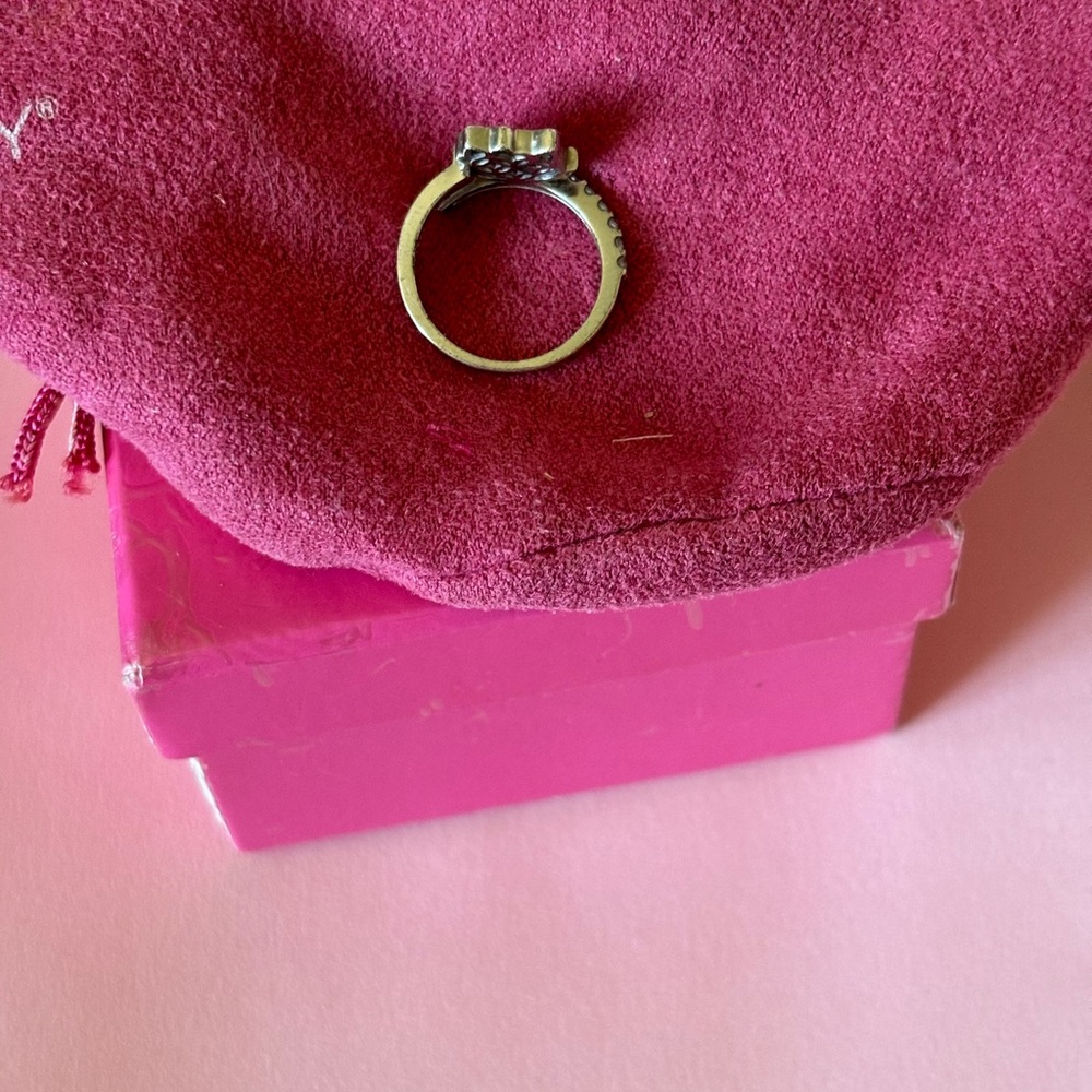 🌸SANRIO HELLO KITTY RING BY DIAMONIQUE🌸 - Picture 5 of 7